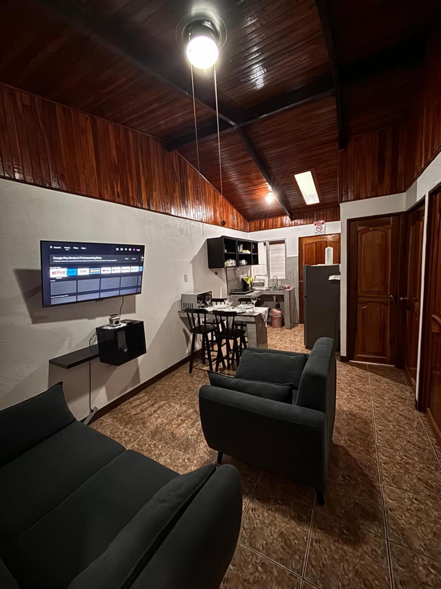 Apartamentos Maily Ла Фортуна Экстерьер фото